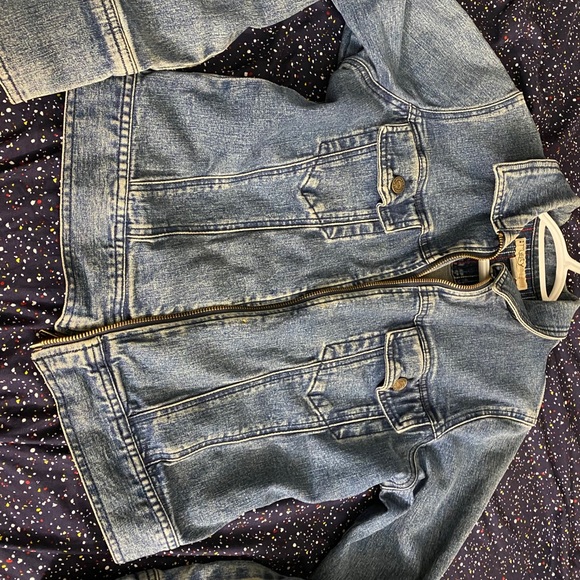 Jacket - Picture 1 of 1